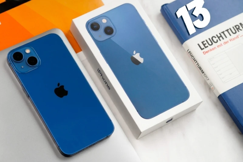 iPhone 13 màu Xanh Dương hợp mệnh Thủy và mệnh Mộc