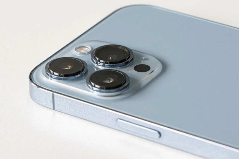 Hệ thống camera của iPhone 13 Pro Max gồm ba thấu kính 12MP