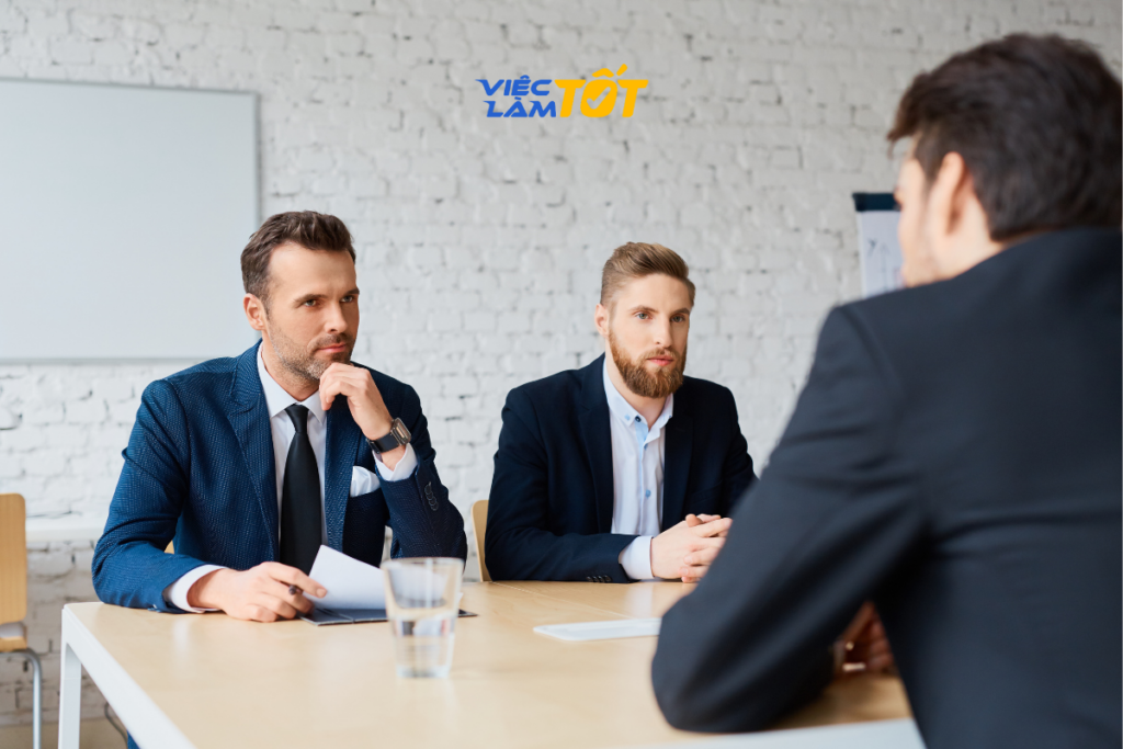 Các hành động vô thức như chạm vào mũi, che miệng thường bộc lộ tâm lý không ổn định của người nói dối