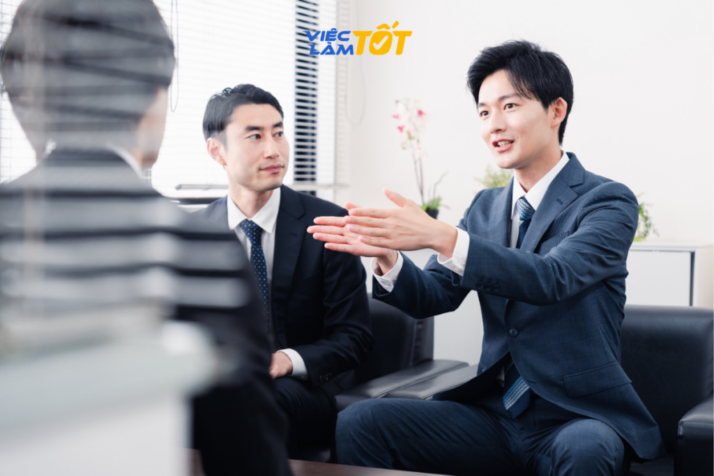 Bứt phá lộ trình thăng tiến của nhân viên kinh doanh