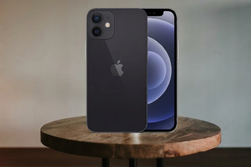 iPhone 12 màu Đen hợp mệnh Thủy và Mộc