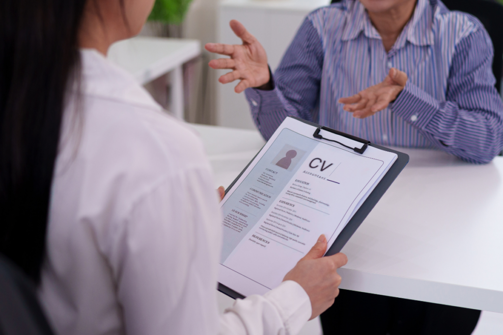 Luôn chuyển CV sang định dạng PDF để đảm bảo tính thẩm mỹ và chuyên nghiệp khi gửi đi