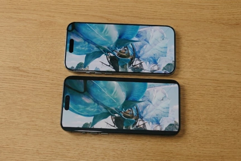 iPhone Air vuốt chạm mượt mà hơn hẳn so với màn hình 60Hz tiêu chuẩn trên iPhone 15