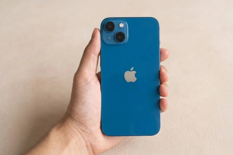 iPhone 13 mini màu Xanh Dương hợp mệnh gì? Có nên mua không? iPhone 13 mini màu Xanh Dương