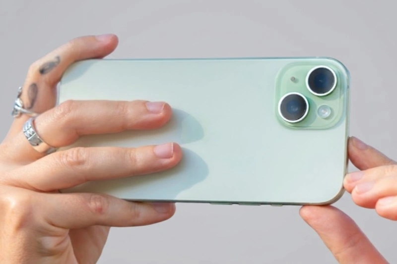 iPhone 15 Plus sẽ chụp ở độ phân giải 24MP để cân bằng giữa chi tiết và dung lượng bộ nhớ