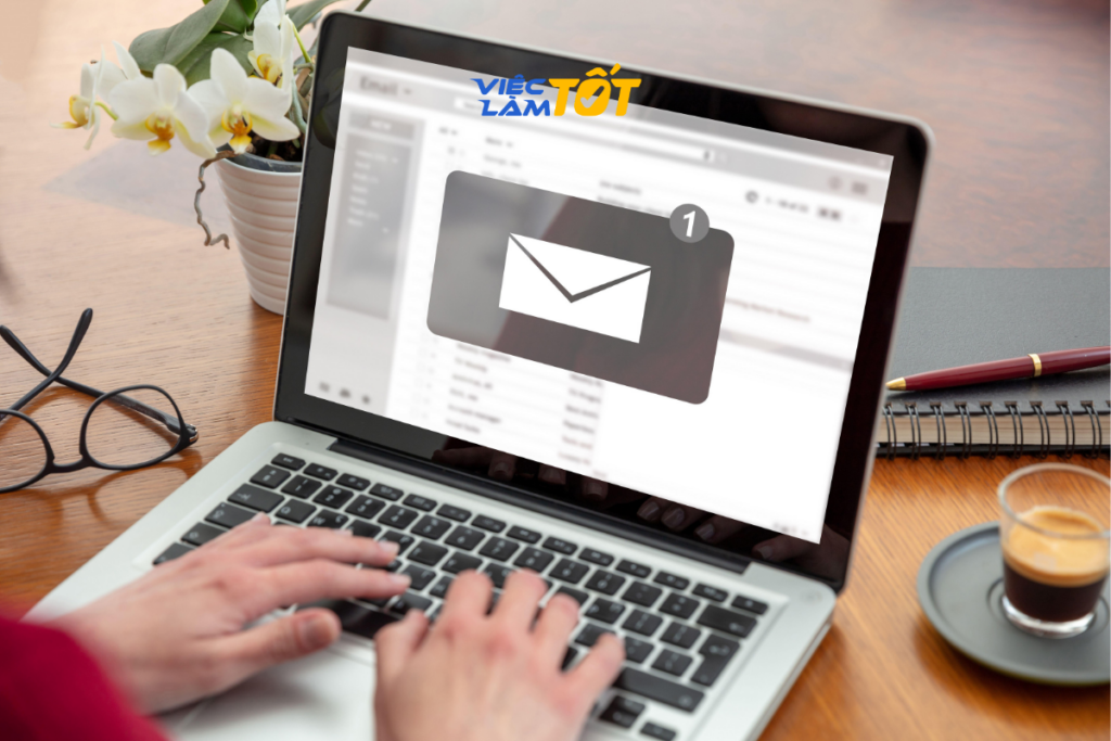 Email cảm ơn sau phỏng vấn là bước đệm quan trọng giúp bạn tiến gần hơn đến công việc mơ ước