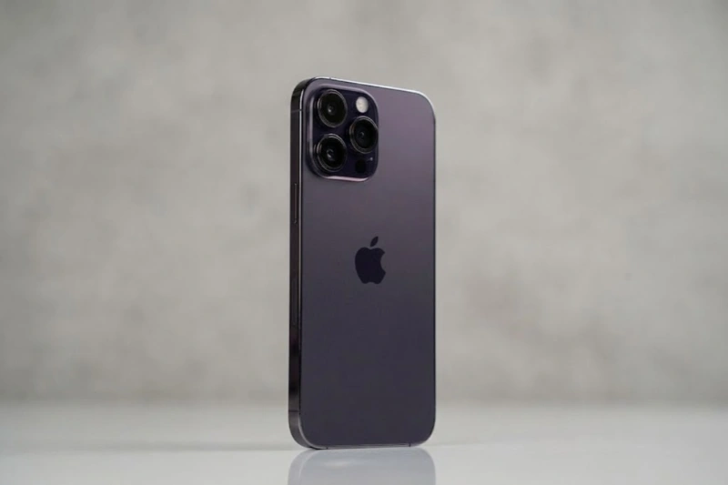 iPhone 14 Pro Max màu Đen Không Gian hợp mệnh Thủy và mệnh Mộc