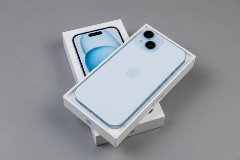 Sắc Xanh Dương trên iPhone 15 Plus năm nay được Apple tinh chỉnh theo hướng "baby blue"