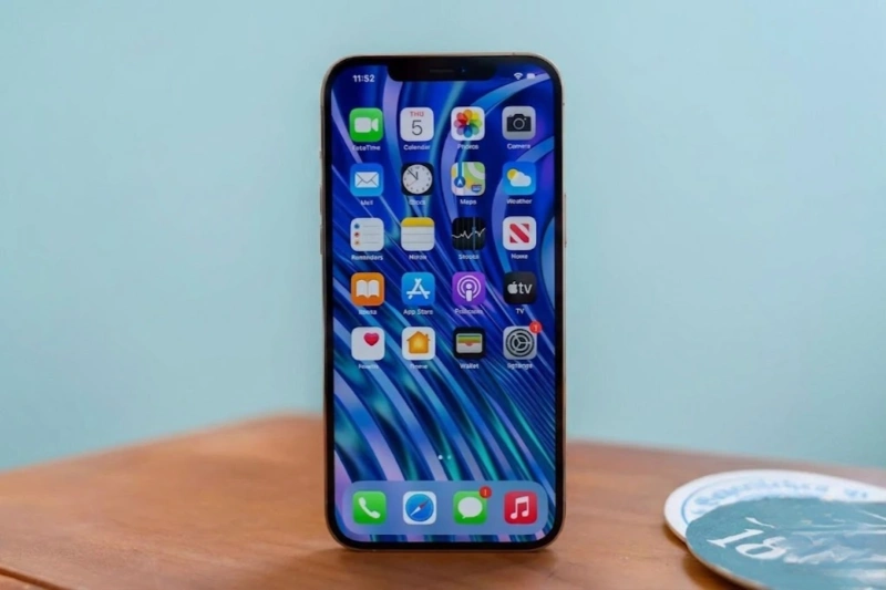 Màn hình của iPhone 12 Pro cho chất lượng hiển thị i với độ tương phản cao và màu sắc chuẩn xác