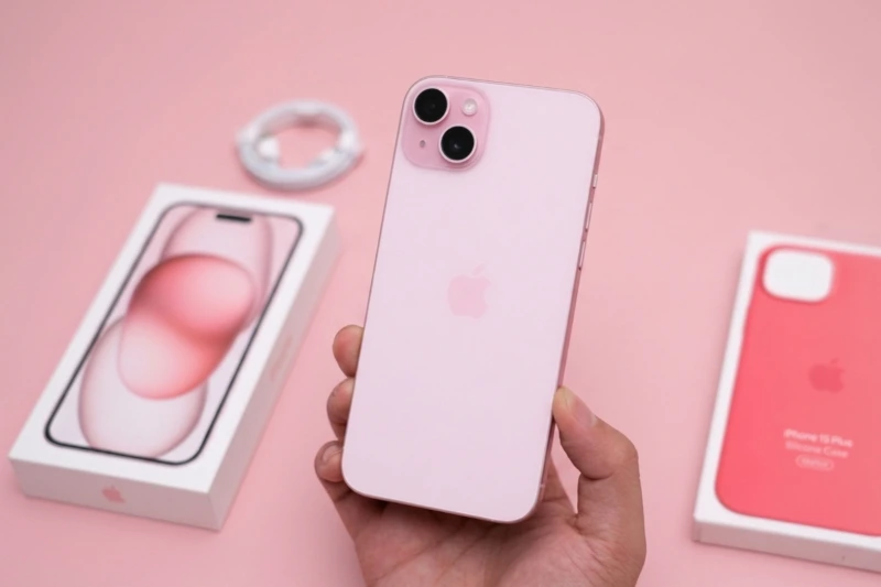 Người yêu thích sự trẻ trung và khẳng định phong cách cá nhân tinh tế, iPhone 15 Plus màu Hồng là lựa chọn không thể bỏ qua.
