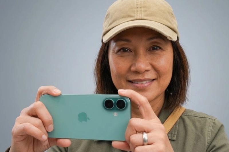 iPhone 16 màu Xanh Mòng Két phù hợp với người thích sự nổi bật nhưng tinh tế