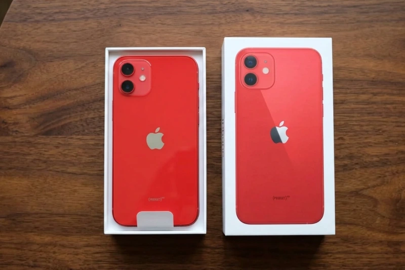 iPhone 12 mini màu Đỏ hợp mệnh Hỏa và Mộc