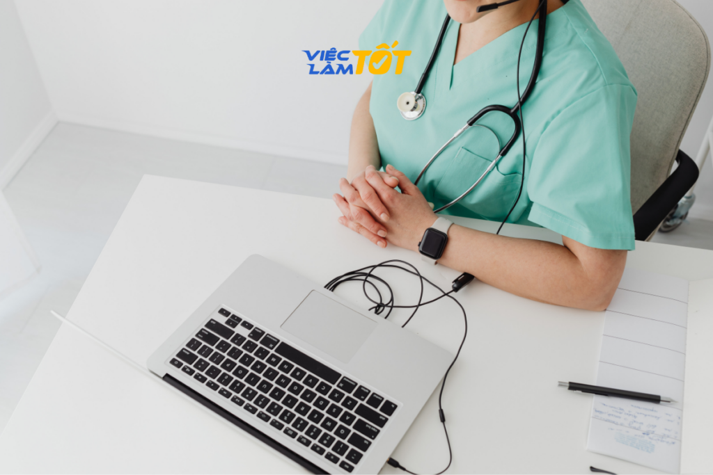 Chuẩn bị một bộ hồ sơ chuyên nghiệp là bước đầu tiên để gia nhập ngành y tế