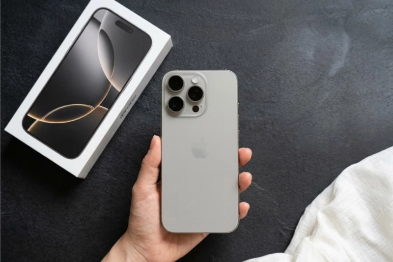 iPhone 16 Pro màu Titan Tự Nhiên hợp mệnh gì?