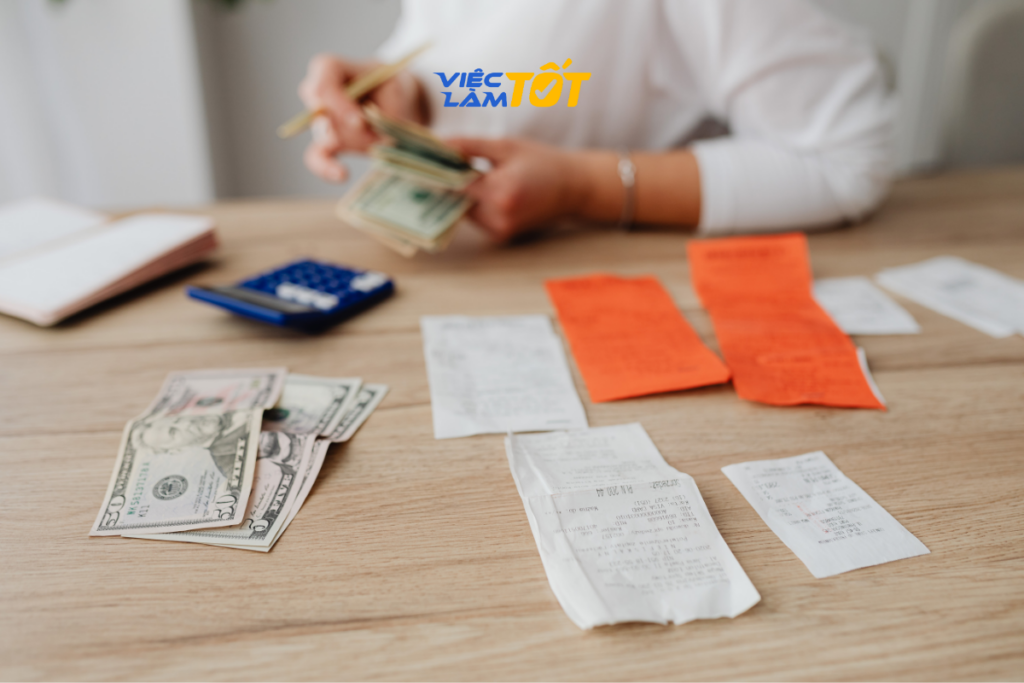 Nắm rõ lịch nghỉ lễ giúp bạn chủ động sắp xếp công việc và tính toán thu nhập