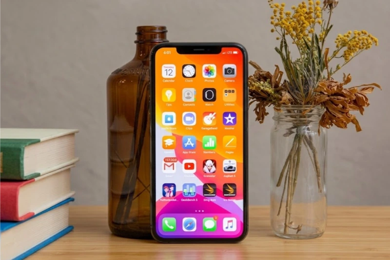 Apple đã trang bị tấm nền OLED cao cấp cho iPhone 12 mini.