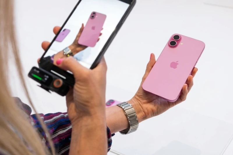 Ở môi trường ban ngày, iPhone 16 Plus cho ra những bức ảnh có độ chi tiết đáng kinh ngạc