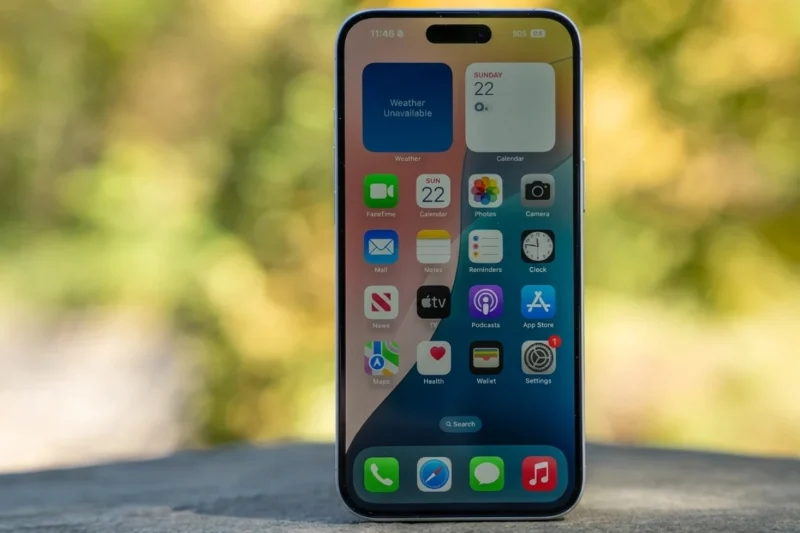 Về màn hình: iPhone 16 Plus tối ưu hóa không gian hiển thị