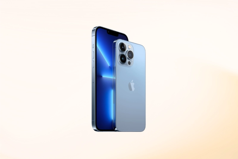 iPhone 13 Pro sở hữu bộ khung thép và mặt lưng kính mờ