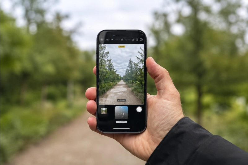 iPhone 16 Pro với tính năng Phong cách nhiếp ảnh (Photographic Styles) được làm lại