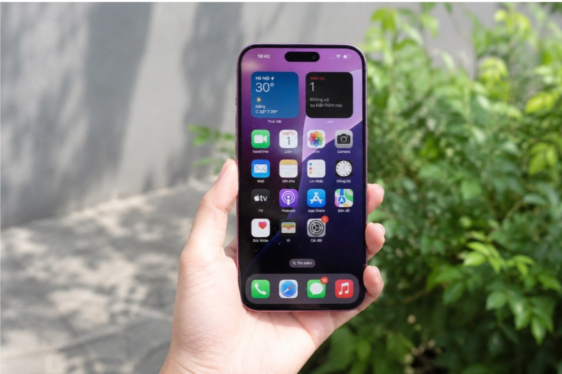 Màn hình iPhone 16 Plus tự động đẩy độ sáng lên cao trong điều kiện ngoài trời