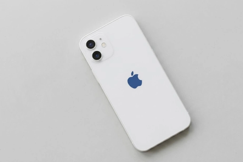 iPhone 12 có mấy camera? Chi tiết thông số và công nghệ quay chụp iPhone 12 có mấy camera?