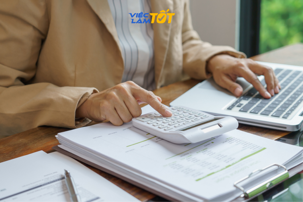 Thời điểm cấp chứng từ khấu trừ thuế TNCN