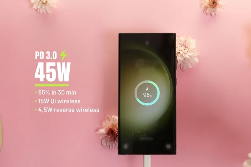 Galaxy S24 Ultra Sạc Nhanh Hơn, iPhone 16 Pro Tiện Lợi Hơn