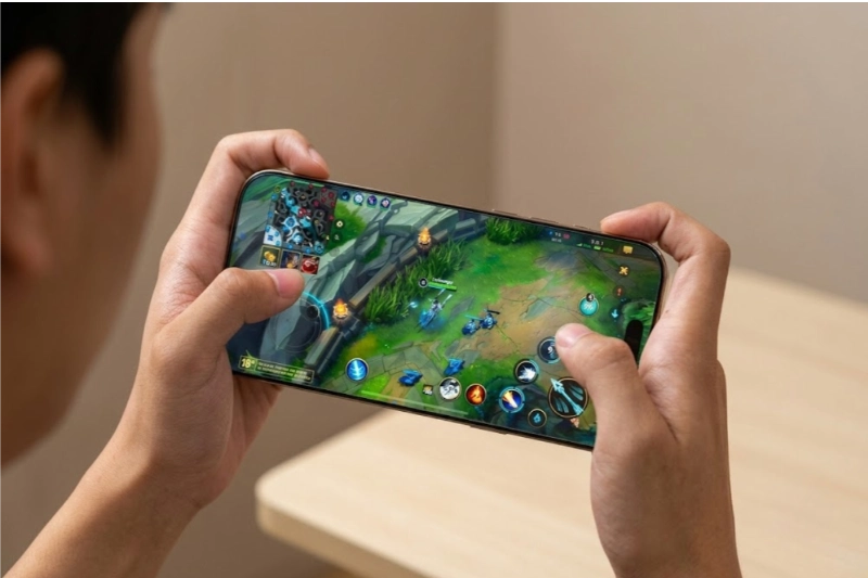 iPhone 16 Plus tản nhiệt tốt, ít hao pin hơn iPhone 15 Plus