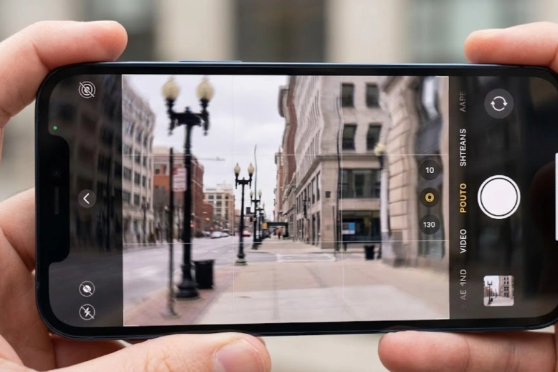 Camera iPhone 12 Pro có thể bị rung nếu cụm chống rung bị ảnh hưởng