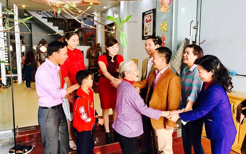 Xông đất là gì 3