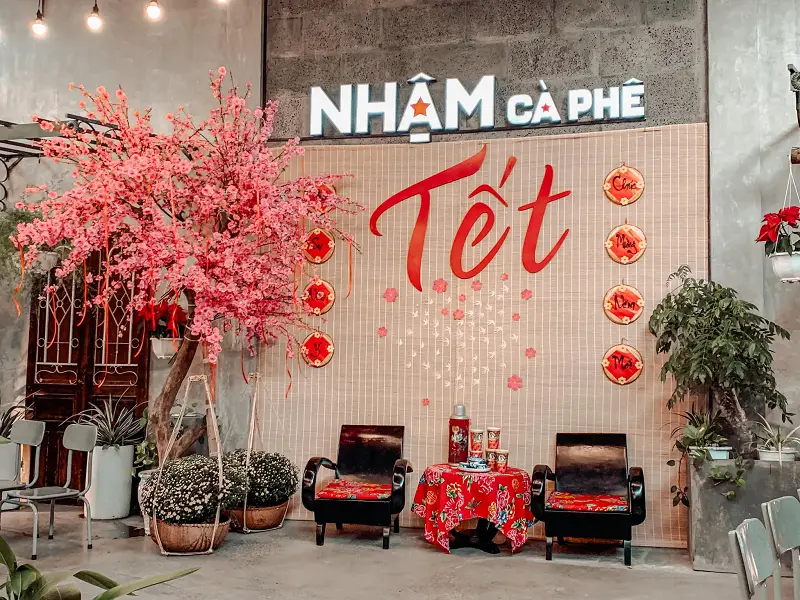 trang tri cua hang tet 1