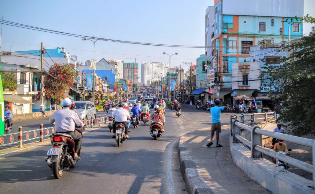 Cầu Chánh Hưng, vị trí vàng kết nối giao thông các khu vực tại Quận 8 Cầu Chánh Hưng Quận 8 kết nối nhiều tuyến đường chính của quận