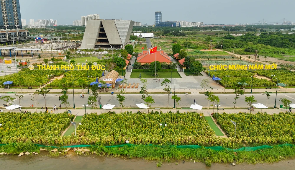 cong-vien-bo-song-sai-gon