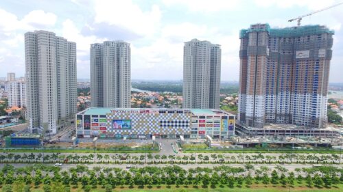 me-ga-mall