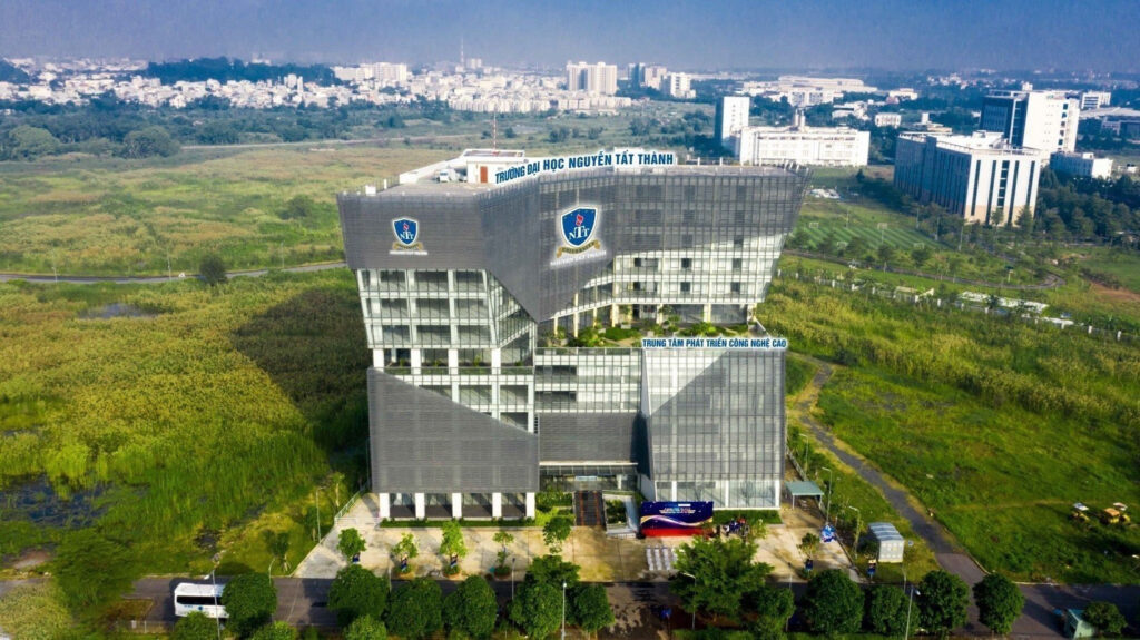 học phí trường đại học nguyễn tất thành