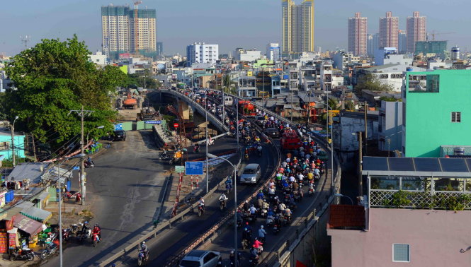 cầu nhị thiên đường quận 8