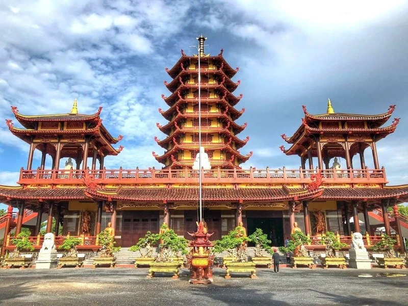 chùa quận 3 nổi tiếng, lâu đời