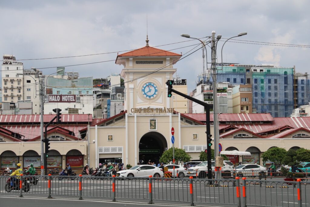 đi chợ quận 1