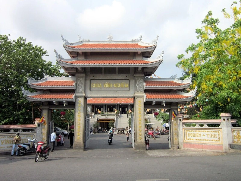 Ngôi chùa quận 3 nổi tiếng, linh thiêng