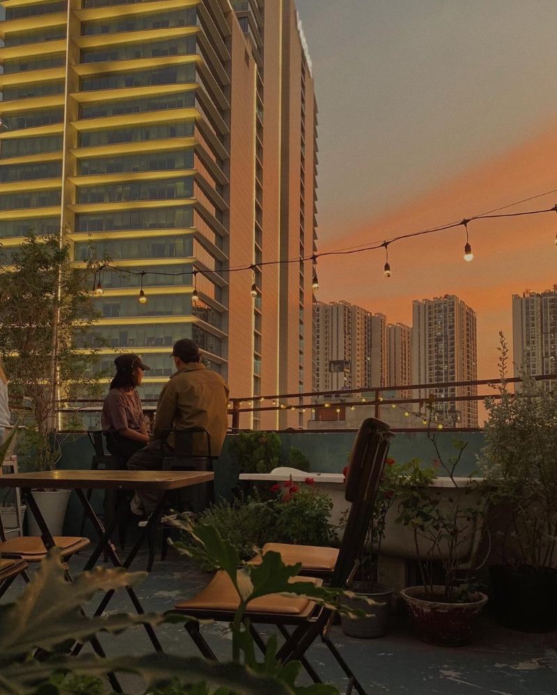 Rooftop Quận 3 thu hút bởi không gian đẹp, ấm cúng