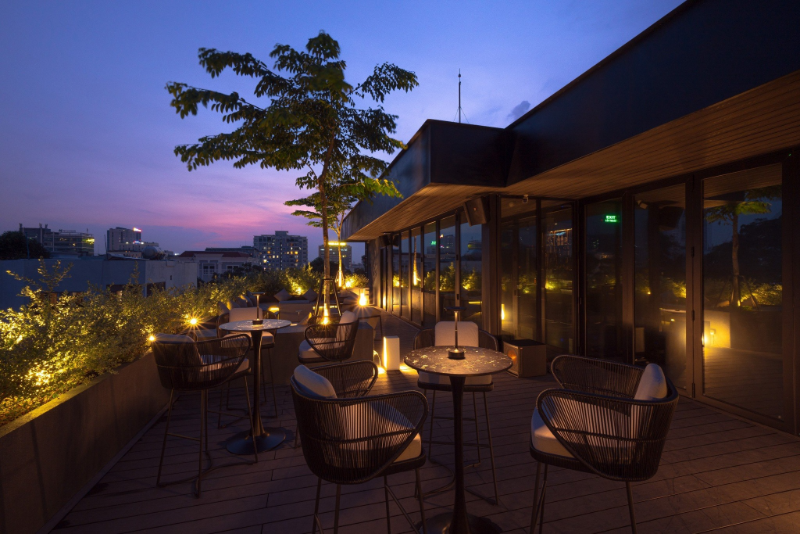 Rooftop Quận 3 tối giản, tiện nghi