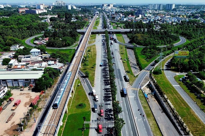 Dự án metro TPHCM đóng vai trò quan trọng trong việc hình thành mạng lưới giao thông công cộng hiện đại, thân thiện với môi trường và đô thị hóa thông minh.