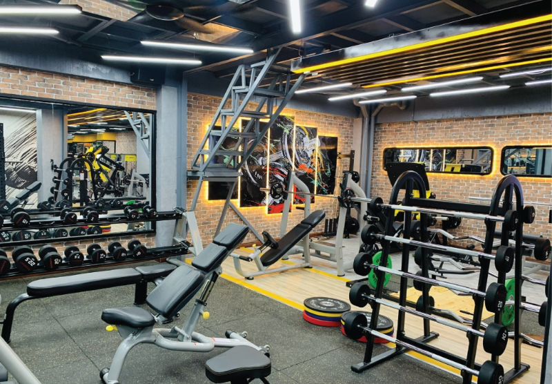 Phòng gym Quận 7 nổi bật với không gian thoáng mát, thiết bị hiện đại