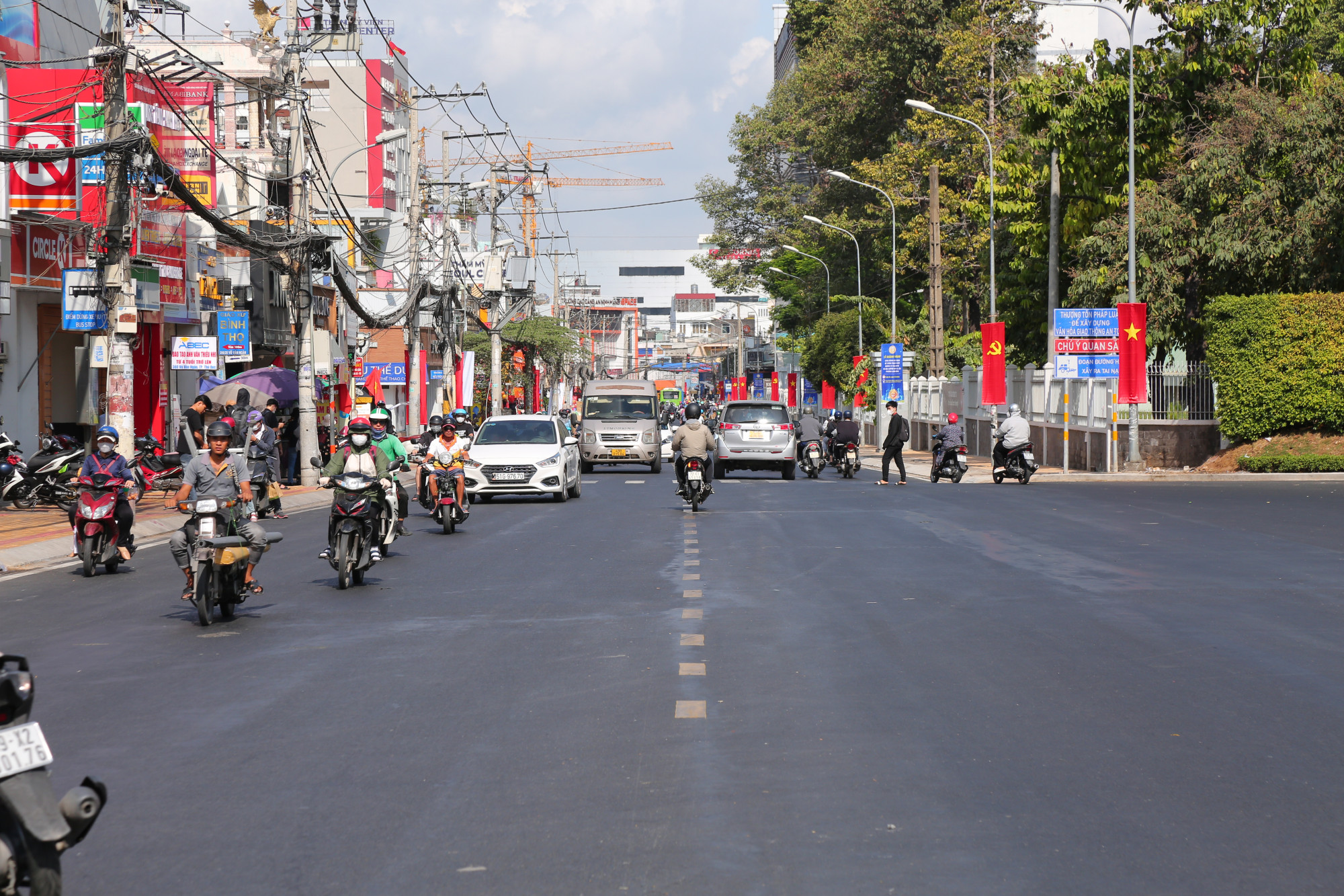 Đường Võ Văn Ngân TP. Thủ Đức