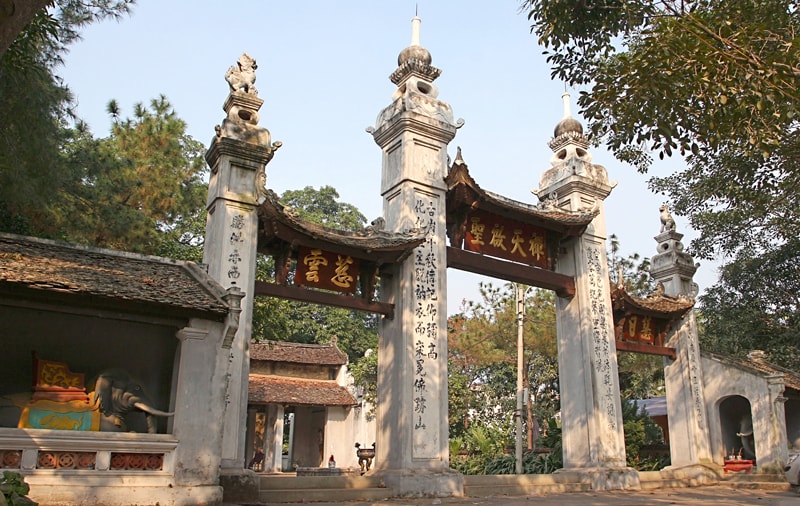 Những chùa đẹp và linh thiêng ở Hà Nội không nên bỏ lỡ