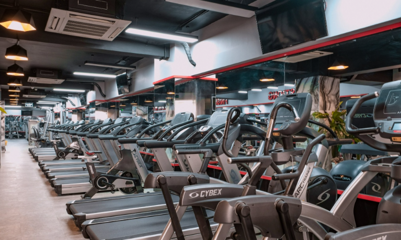 Phòng gym Phú Nhuận là lựa chọn lý tưởng với môi trường chất lượng cùng dàn máy móc được sắp xếp khoa học