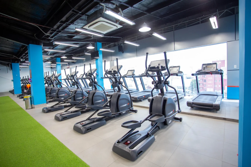 Phòng gym Tân Bình có không gian rộng rãi, hiện đại