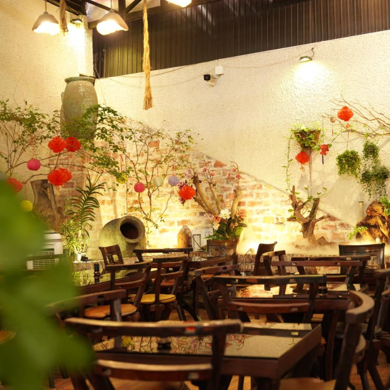 Quán chay Quận 7 là địa chỉ quen thuộc của những tín đồ yêu thích món chay đơn giản, ngon miệng