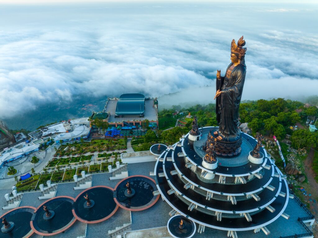 núi bà đen thuộc tỉnh nào